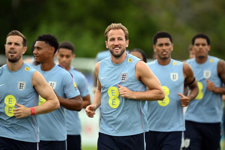 engand Kane.jpg