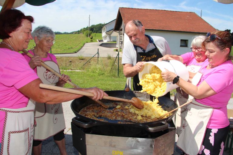 cakcev-dom, praznik-prazenega-krompirja