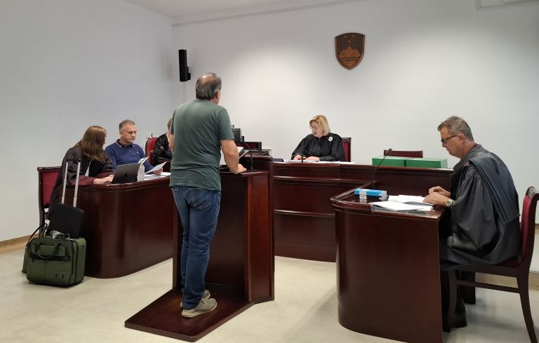 robert-celec, turistični-boni, ris-dvorec-rakičan, sodišče
