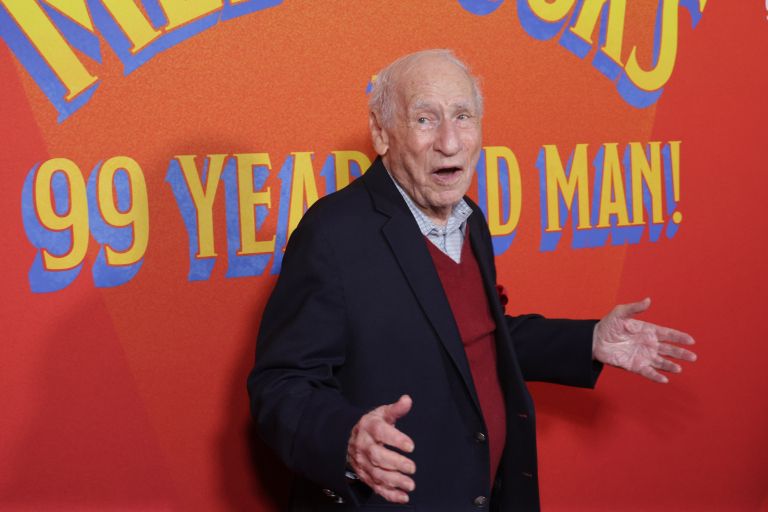 The 99-Year-Old Man! januarja 2026. Le nekaj mesecev pred stotim rojstnim dnem je bil še vedno točno