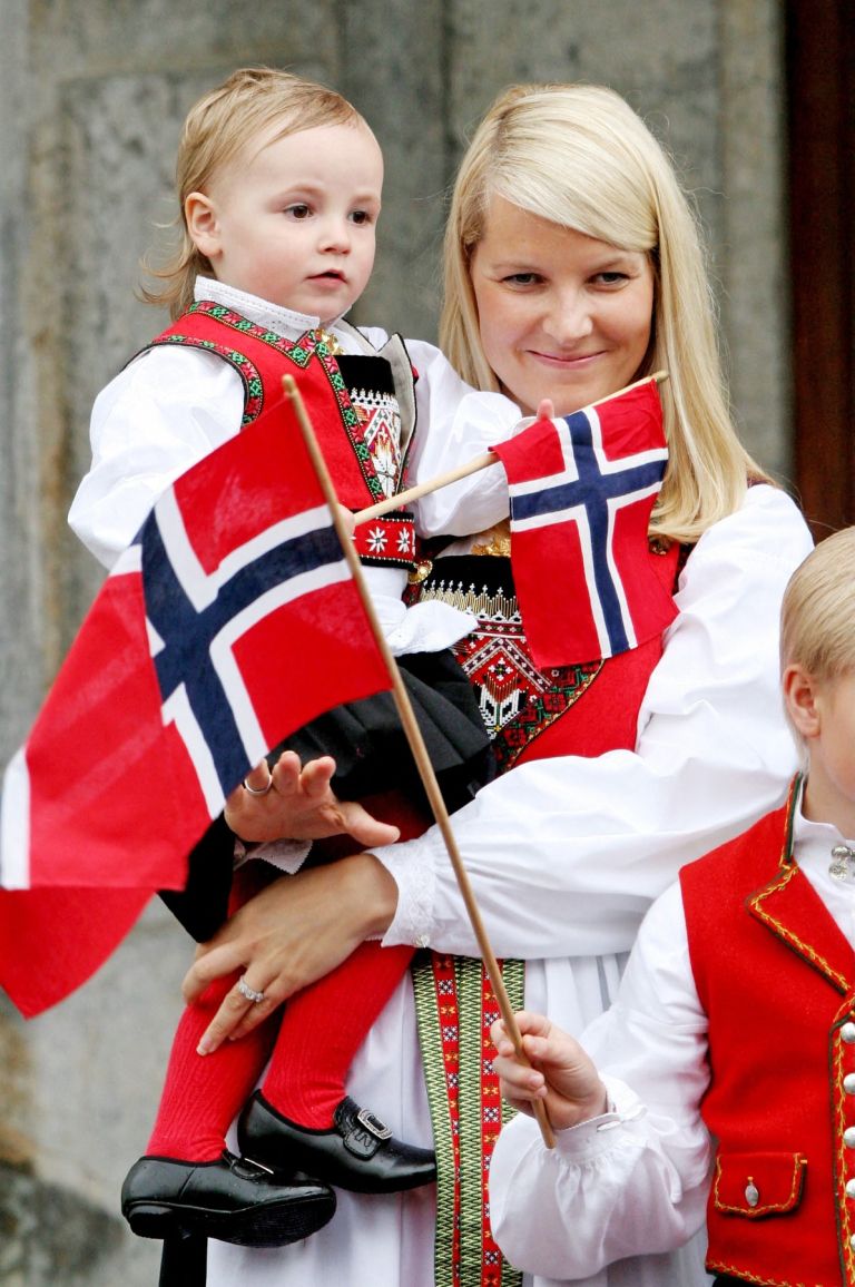 Marius Borg Høiby, Metter Marit