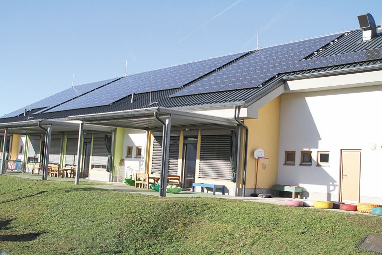 Sončne elektrarne na vrtcu v Šentlovrencu