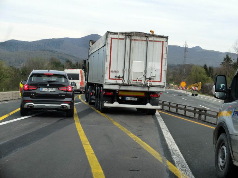 avtocesta obnova.JPG