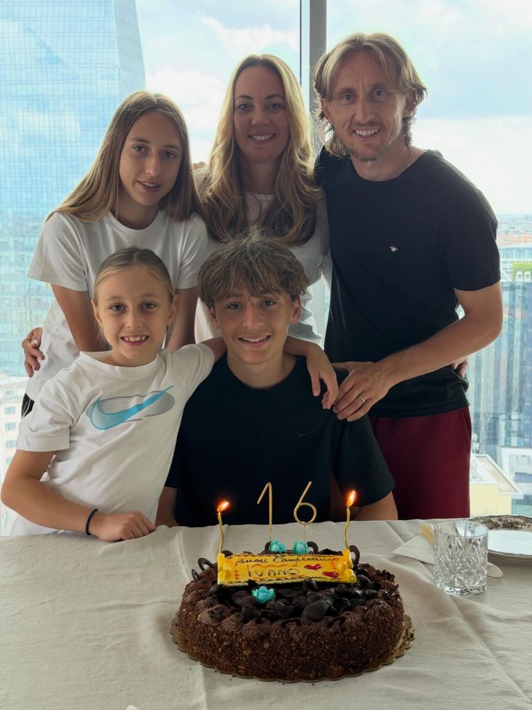 Luka Modrić, družina.jpg