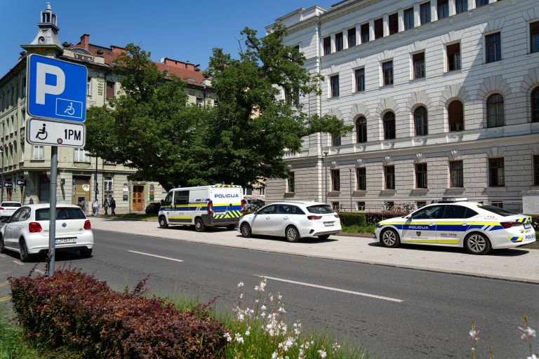 policija sodisce.jpeg