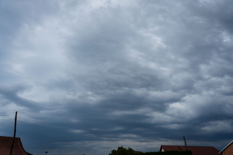 vreme, nevihta, temni-oblaki