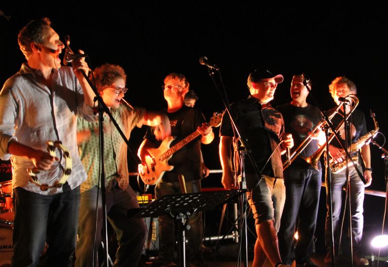 slon-in-cvet-je-v-jeseni, muzejski-vrtovi, festival-novomesko-poletje