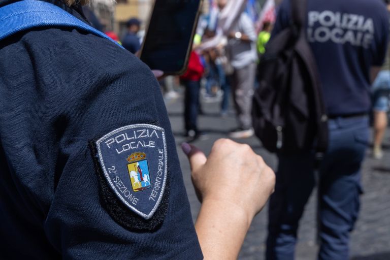 italijanska policija.jpg