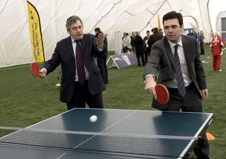 gordon brown, andy burnham, minister za šport.jpg