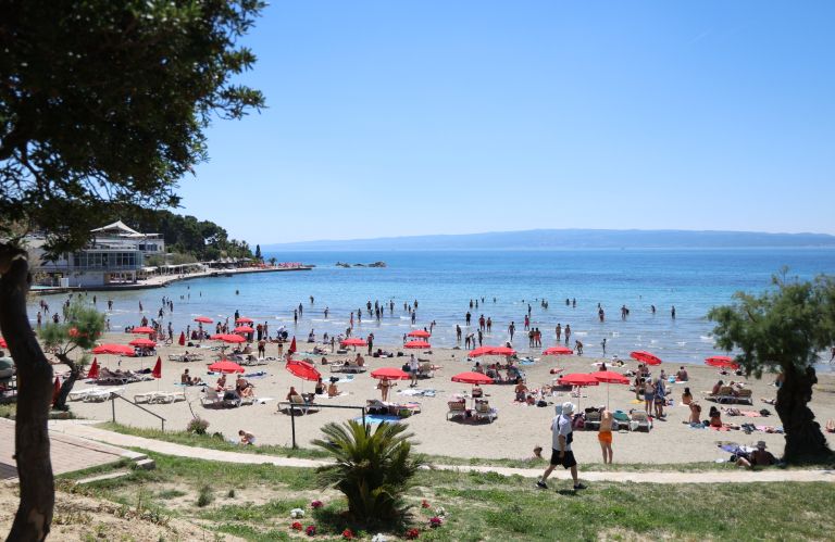jadran plaža morje.jpg