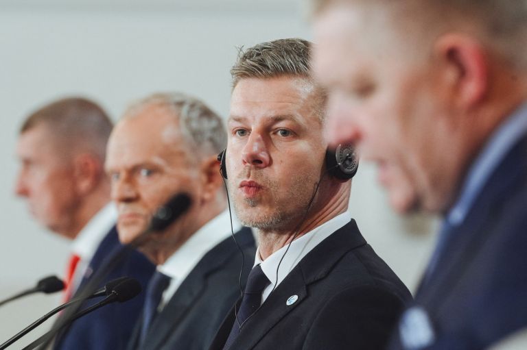 višegrajska skupinam peter magyar.jpg