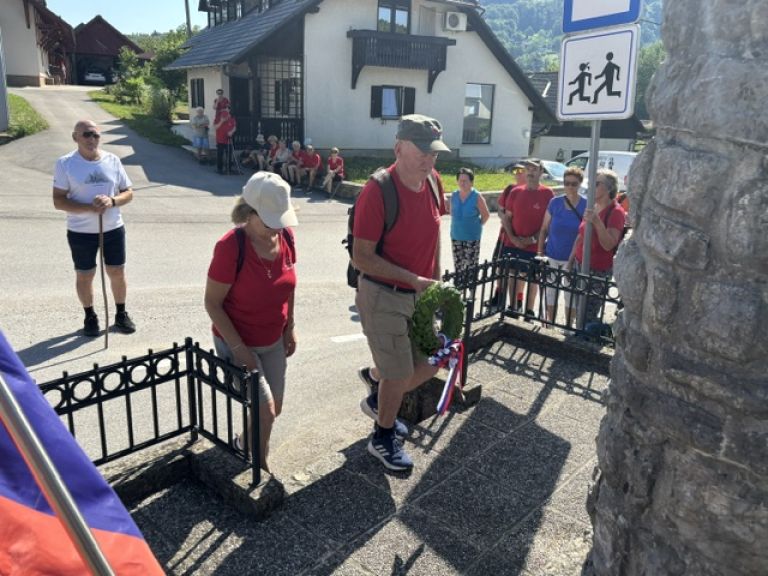 spominski-pohod, spomeniki-nob