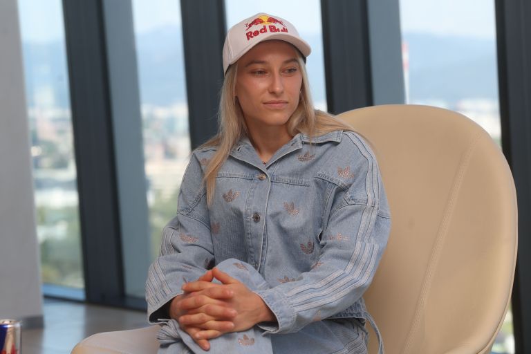 Janja Garnbret.jpg
