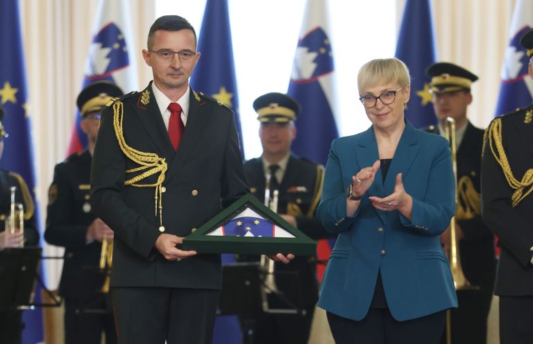 okvir bostjan mocnik musar-RB.jpg