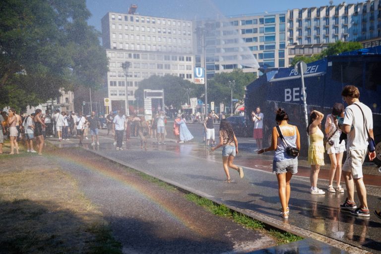 berlin, vodni top, vročinski val