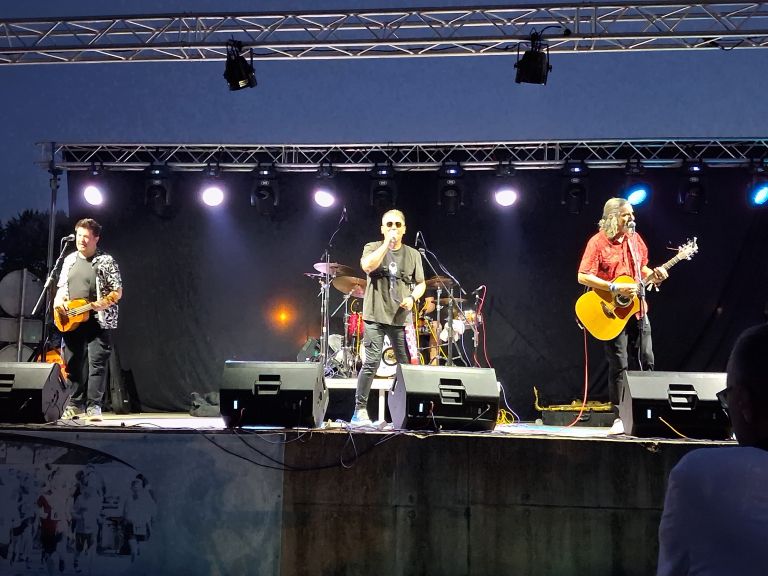 daleka-obala, koncert, mursko-sredisce, ljeto-uz-muru, festival, hrvatska-gana