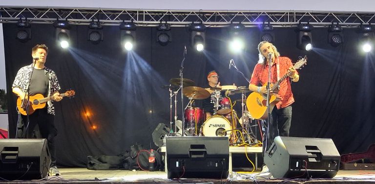 daleka-obala, koncert, mursko-sredisce, ljeto-uz-muru, festival, hrvatska-gana
