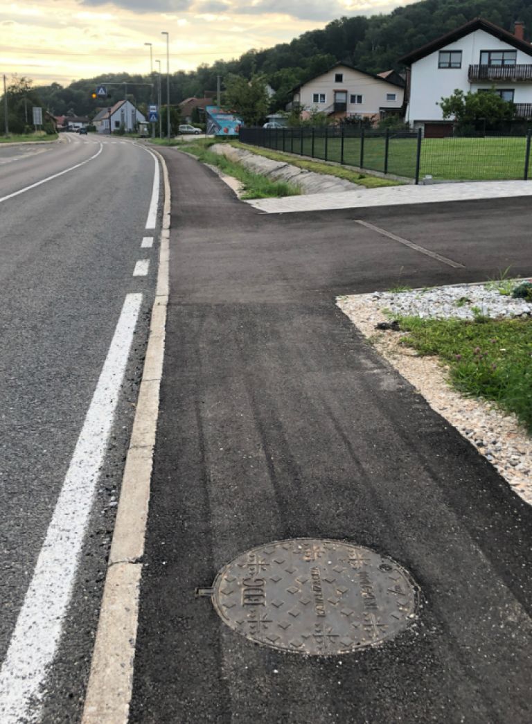 lomanoše, kanalizacija