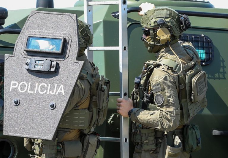 hrvaska policija.jpg