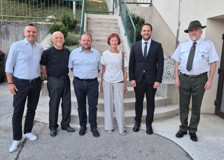 Občinski nagrajenci Hrastnik 2026.jpg