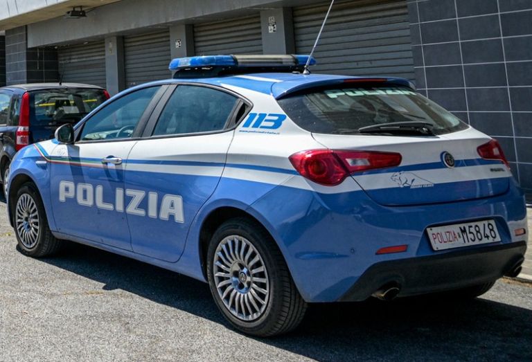 italija policija avto.jpg