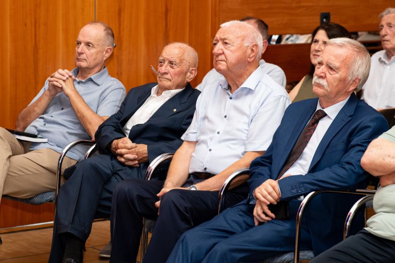 ustanova-dr-siftarjeva-fundacija, svecana-akademija, 30-obletnica, trideset-let-ob-muri-in-dalec-cez