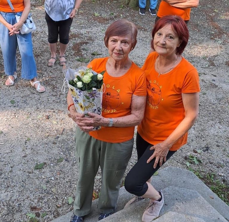 Marija Gabron_vodja skupine vseh 15 let.jpg