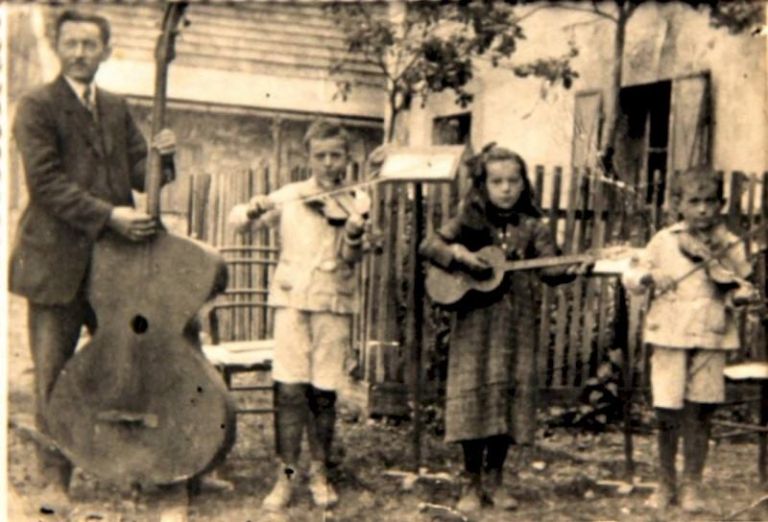 Šmalcelj Jožef, Jože, Lucija, Peter.jpg