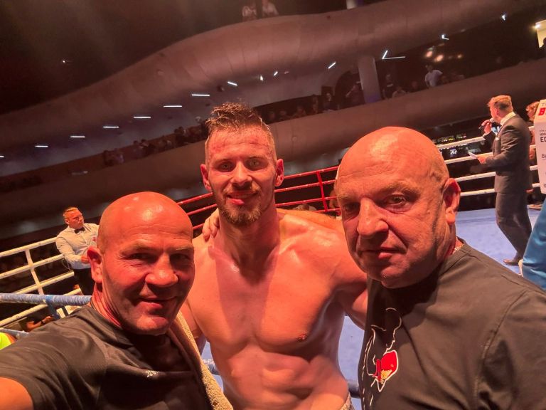 boks_Dejan_Zavec_Miha_Hribovsek.jpg
