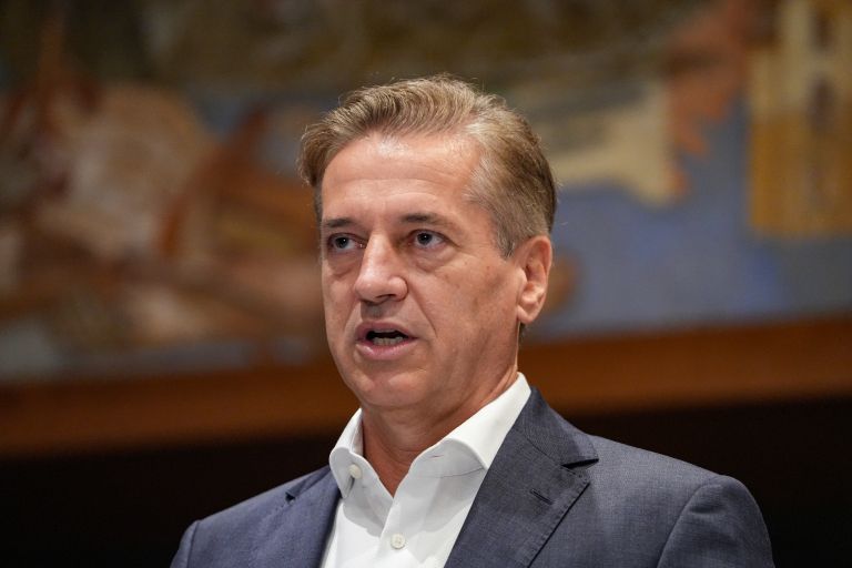 Robert Golob
