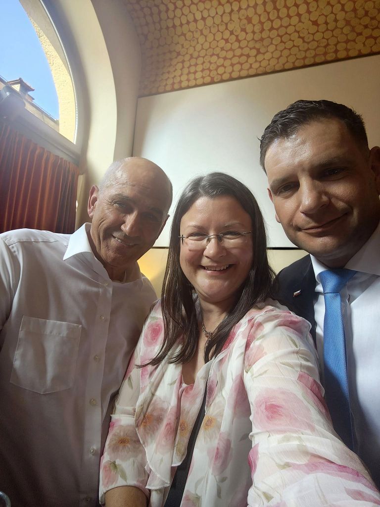 kokot jansa stevanovic fb.jpg