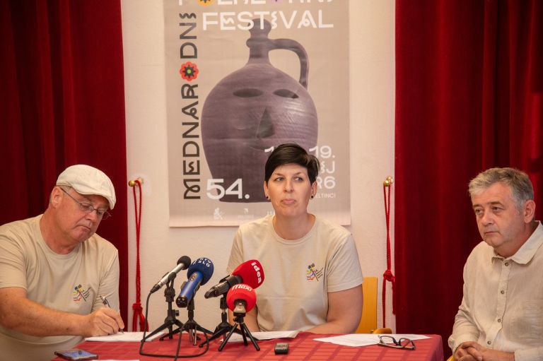 mednarodni-folklorni-festival-beltinci, novinarska-konferenca