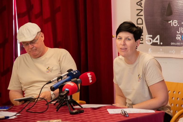 mednarodni-folklorni-festival-beltinci, novinarska-konferenca