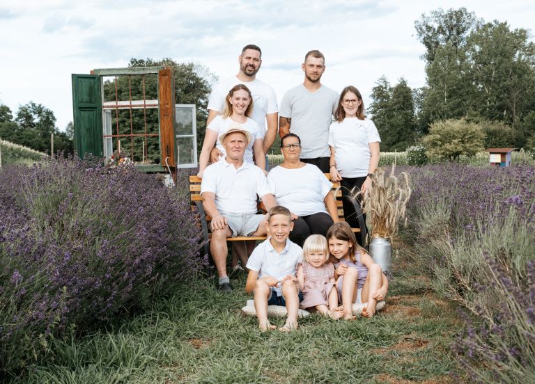 kmetija-osterc, vučja-vas, grily-naturae