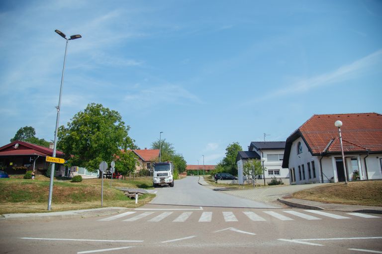 simbolična, hodoš, metuljček