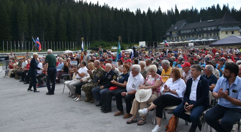 spominski-pohod, triglav, veterani