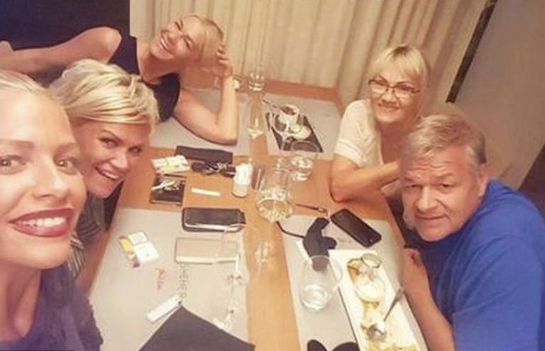 Dragoljub Bekvalac je v krogu družine praznoval 74. rojstni dan.