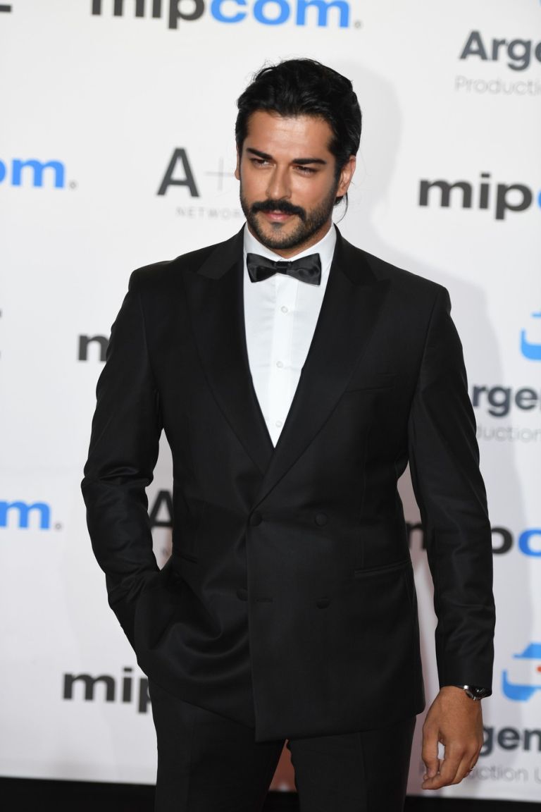 burak-ozcivit