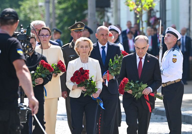 Ursula von der Leyen-jansa kijev-UKOM.jpg
