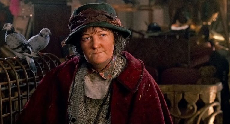 Brenda Fricker, Sam doma