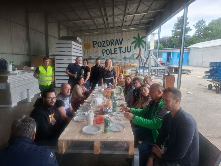 Skupaj pozdravili poletje
