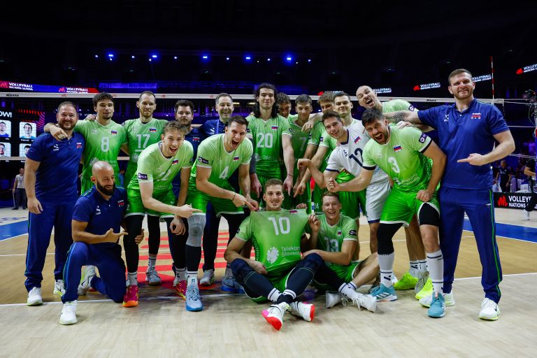 slovenija odbojka.jpg