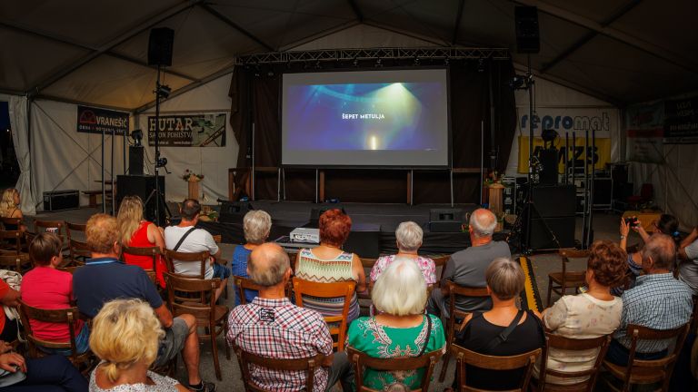 festival-na-dragatuskem-placu