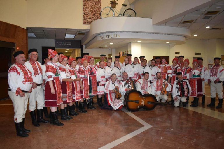 poletje-v-moravskih-toplicah, koncert, folklora