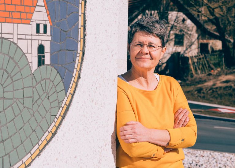 mojca-cernivsek