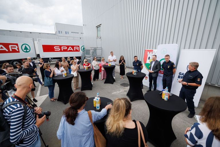 Spar, donacija gasilcem