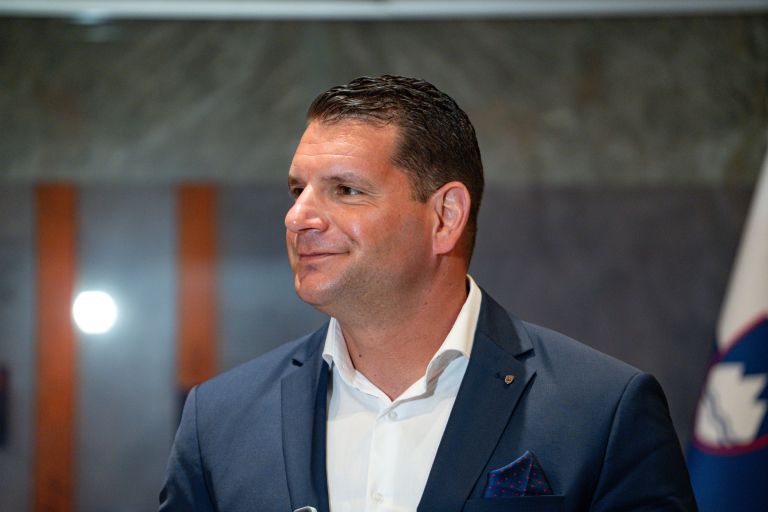 zoran stevanović.jpg