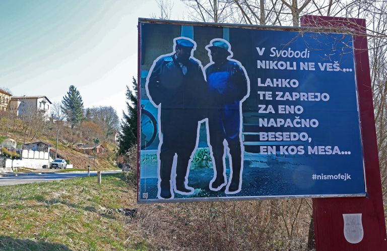 plakat nismofejk svoboda.jpeg