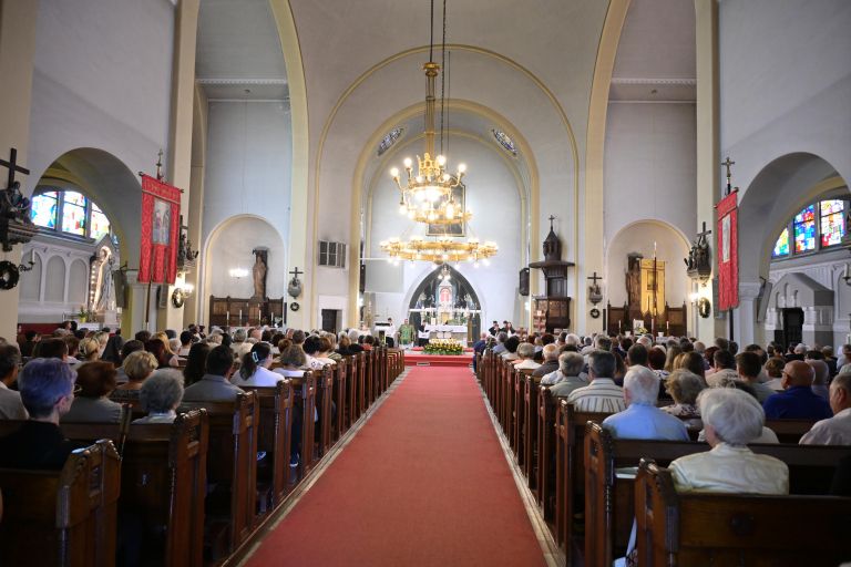 murska-sobota, slovo-od-vernikov-goran-kuhar.