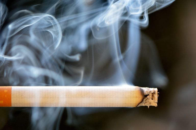 alexas_fotos-cigarette-666937.jpg